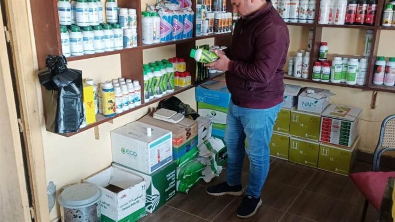 ضبط 61 محل مبيدات