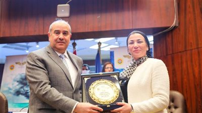 ياسمين فؤاد: تبادل المعلومات يسهم في الحد من تأثيرات التغير المناخي 