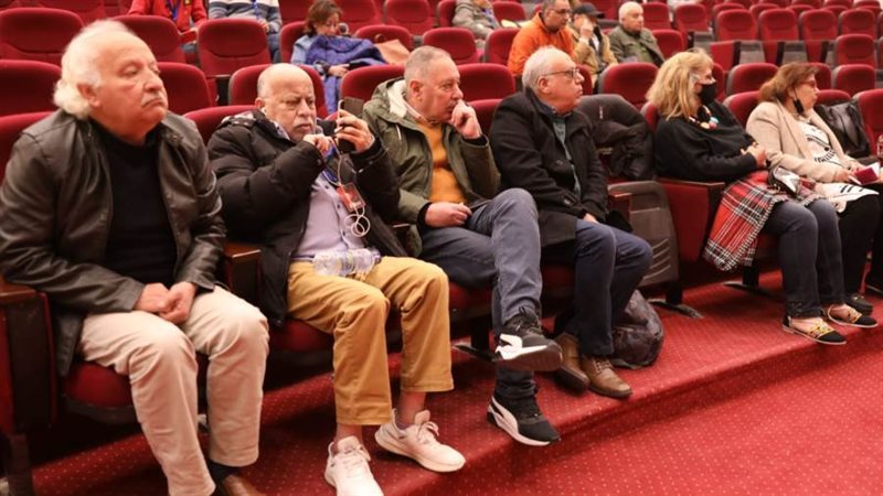 جانب من الندوة