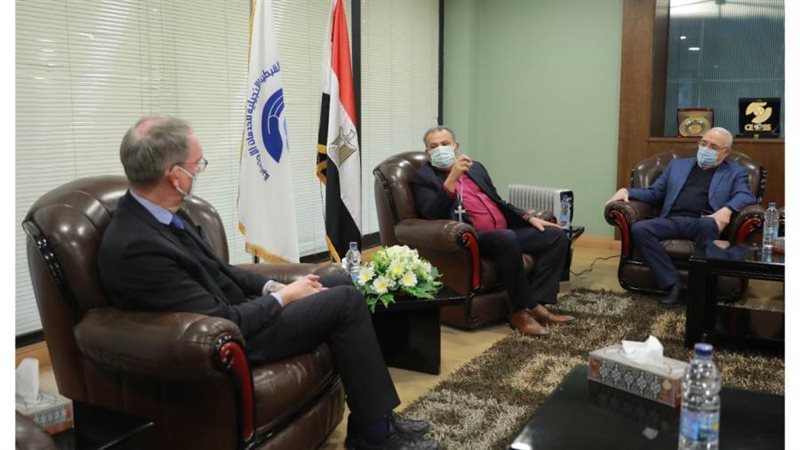 خلال اللقاء