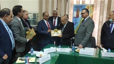 الدكتور مفيد شهاب يؤكد أهمية الجانب القانوني وقوة تأثيره في القضية الفلسطينية