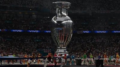 روسيا تعتزم تقديم طلب لاستضافة أمم أوروبا عامي 2028 و2032