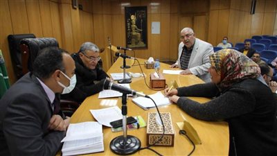 محافظ المنيا: نسابق الزمن من أجل الانتهاء من مشروعات 