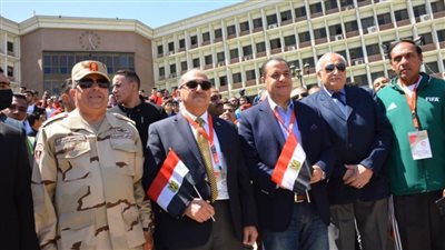 مسيرة حاشدة بجامعة أسيوط بمشاركة الآلاف تحت شعار 