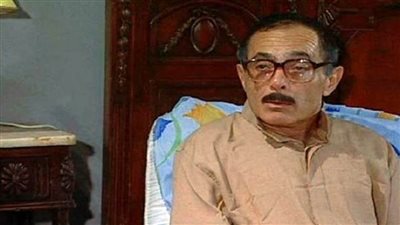 أشرف زكي: الحالة الصحية للفنان عهدي صادق مستقرة