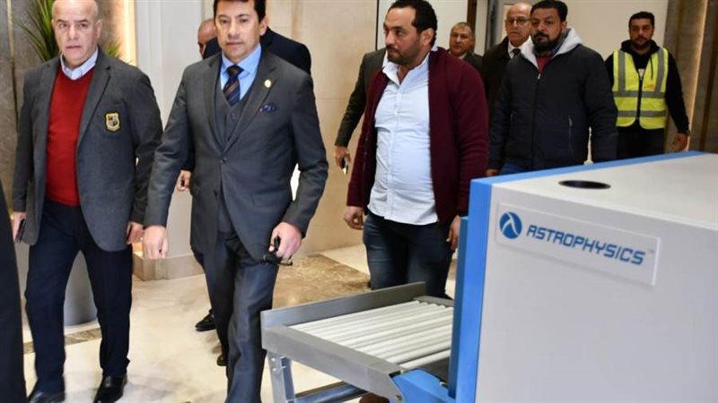 الوزير يتفقد مقر