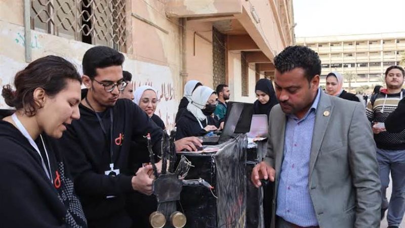 الروبوت اليد