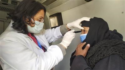 علاج 1400 مواطن في 9 تخصصات في قافلة حياة كريمة ببني سويف 