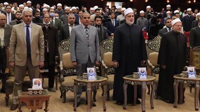 وكيل الأزهر يفتتح مؤتمر شريعة وقانون القاهرة بالوقوف حدادًا على نقيب المحامين
