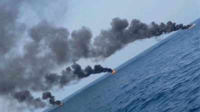 التحالف العربي: مقتل 3 خبراء تفخيخ وتدمير 4 زوارق للحوثيين بميناء الصليف