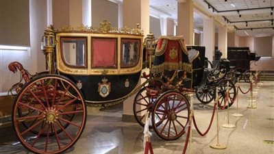 ورش فنية للأطفال بمتحف المركبات الملكية بمناسبة الاحتفال يوم اليتيم