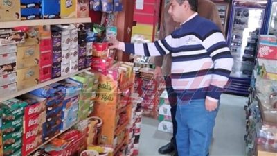 حملات مفاجئة على الأسواق لضبط المخالفين بكفر الشيخ