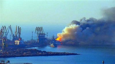 أوكرانيا: روسيا بدأت في تدمير مستودعاتنا النفطية ومخازن المواد الغذائية