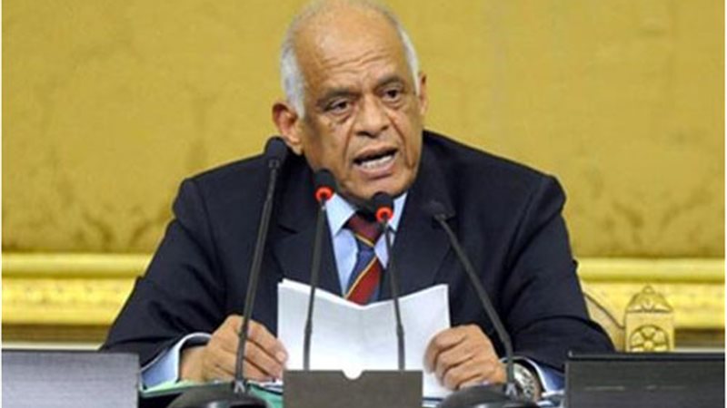 علي عبدالعال يلتقي