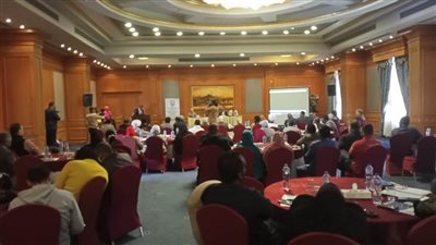 أسوان تعقد جلسة استماع لخفض غازات الاحتباس الحراري في مشروع الطاقة بنبان