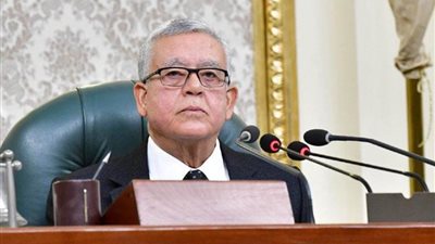 رئيس مجلس النواب ينعي نقيب المحامين رجائي عطية