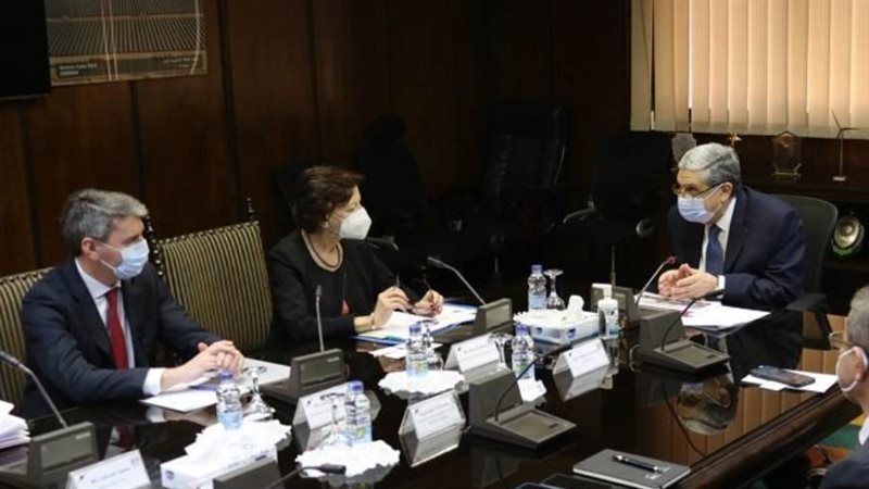 الدكتور محمد شاكرمع