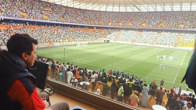 90 دقيقة على حلم المونديال.. وزير الرياضة يصل استاد مباراة مصر والسنغال