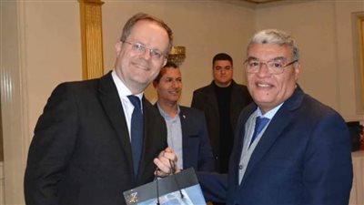 محافظ المنيا يستقبل السفير البريطاني لدعم العلاقات الثنائية