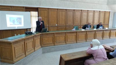 جامعة حلوان تبحث 