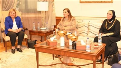 “السعيد” و”جامع” تبحثان مع وزيرة الاقتصاد الإسرائيلية سبل تعزيز التعاون التجاري المشترك