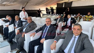 جامعة كفر الشيخ تشارك في رالي السيارات الكهربائية