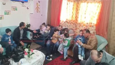 عبدالستار: يوزع الهدايا على الأطفال الأيتام بدار الإيواء بكفر الشيخ