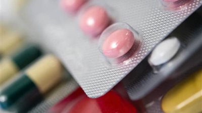 دراسة أمريكية تحذر من  وصف أدوية غير مناسبة لكبار السن