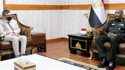 البرهان يدعو بعثة الأمم المتحدة في السودان للوقوف على 