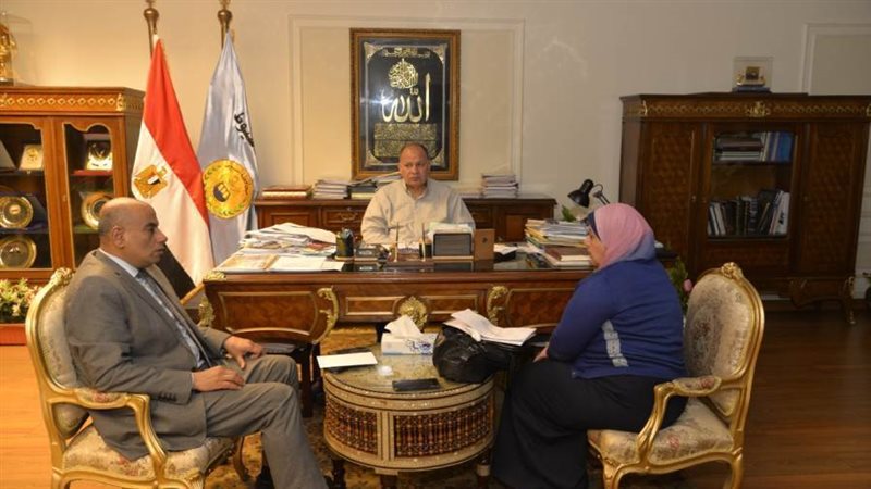 محافظ أسيوط يعتمد