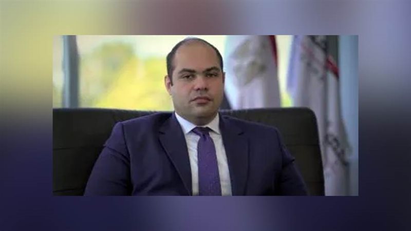 الدكتور محمود ممتاز