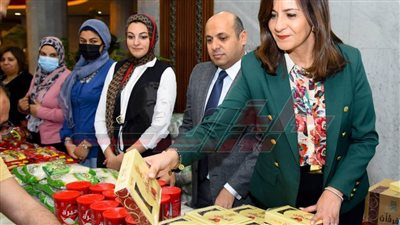 وزارة الهجرة تشارك 