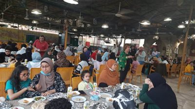 مؤسسة أهلية تستضيف أطفال مستشفى سرطان الأطفال في حفل إفطار رمضاني.. صور