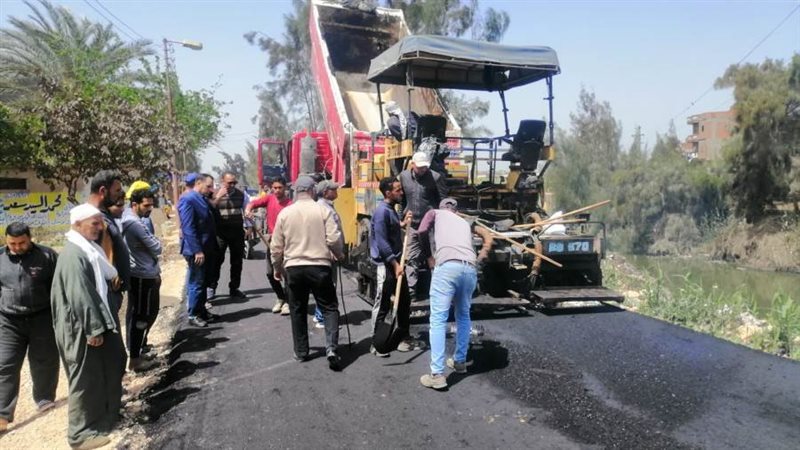 رصف طريق الهوارية