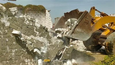 إزالة 9 حالات تعدٍ على الأراضي الزراعية وأملاك الدولة بالبحيرة 