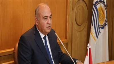 محافظ قنا: القيادة السياسية حريصة على دعم الجمعيات والمؤسسات الأهلية المعنية بالأيتام