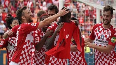 اوجسبورج يفوز على ماينز بهدفين مقابل هدف في الدوري الألماني