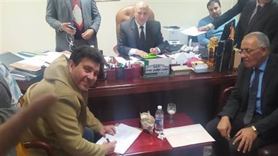 إجراء عاجل بين مصلحة الضرائب ونجوم الغناء لإنهاء الخلافات