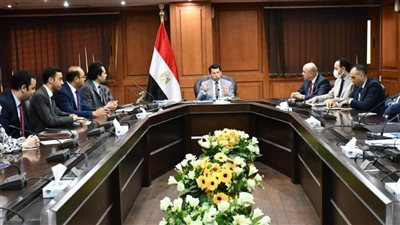 وزير الشباب والرياضة يبحث استعدادات الإطلاق التجريبي للمنصة الوطنية للشباب 
