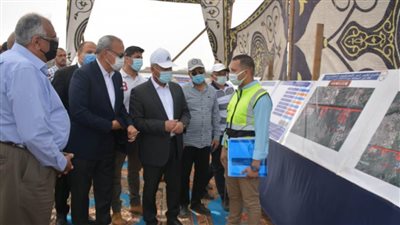 وزير النقل: 10 كباري علوية بامتداد الطريق الزراعي بالقليوبية بتكلفة 2 مليار جنيه