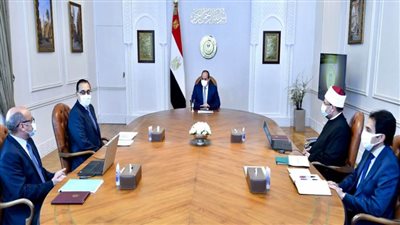 الرئيس السيسي يستعرض جهود وزارة الأوقاف في تعظيم متحصلات الهيئة وتدريب وتأهيل الأئمة