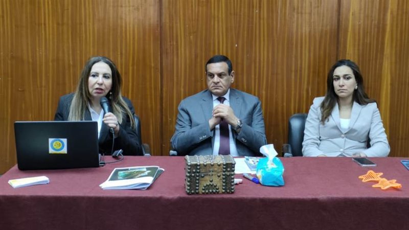 محافظ البحيرة ونائب