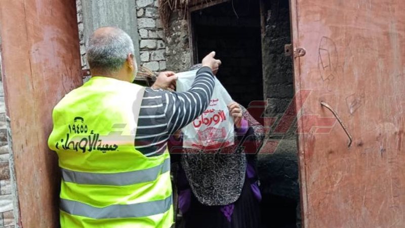 توزيع الكراتين