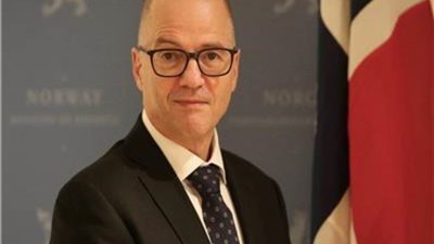 استقالة وزير الدفاع النرويجي بسبب علاقته بفتاة قبل عدة سنوات