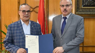 تعيين الدكتور محمد تهامي مديرًا لمركز اللغة الإنجليزية والترجمة بجامعة القناة