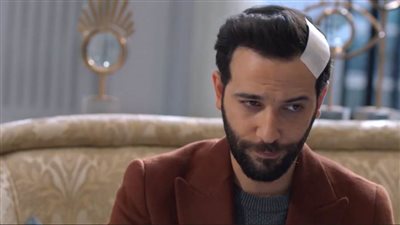 كريم قاسم مُهدد بالإعدام في الحلقة 9 من مسلسل 