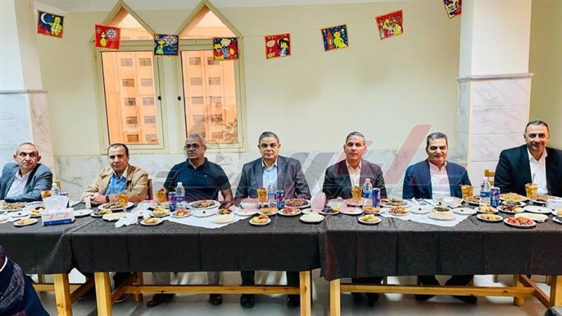 خلال الإفطار الجماعي