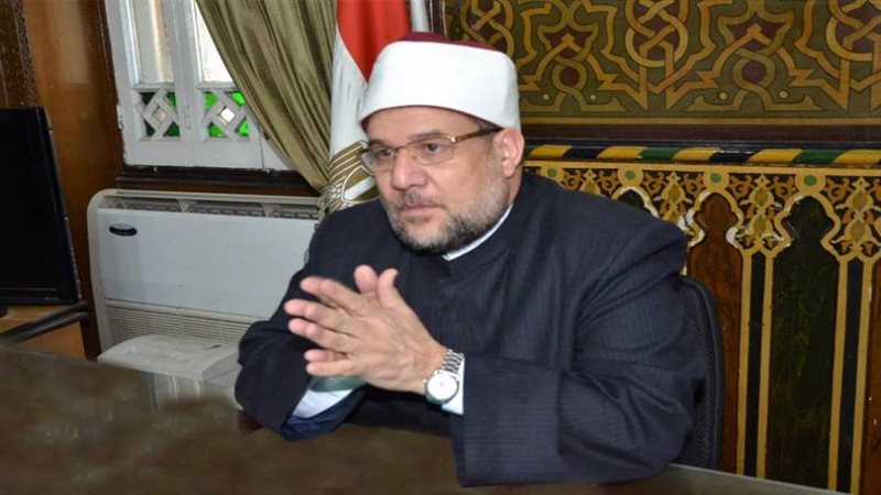 وزير الأوقاف الدكتور