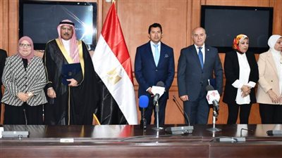  توقيع بروتوكول تعاون بين وزارة الشباب ومجلس القبائل والعائلات المصرية 