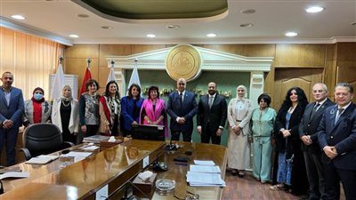 رئيس هيئة تعاونيات الإسكان يبحث مع اتحاد المستثمرات العرب توقيع بروتوكول للتعاون 